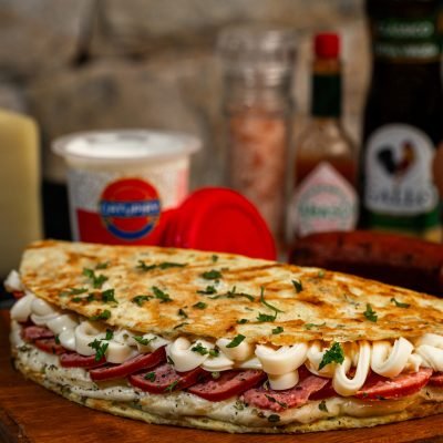 omelete de calabresa